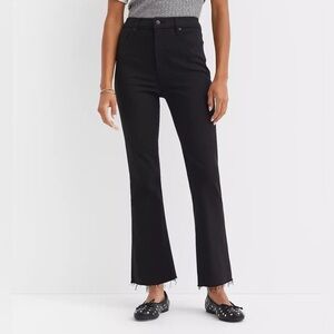 *NWT!  ANN TAYLOR JEANS, KICK CROP High Rise “Jet Black” WM’S SZ- 8